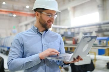 Servicios de ingeniería y gestión de proyectos